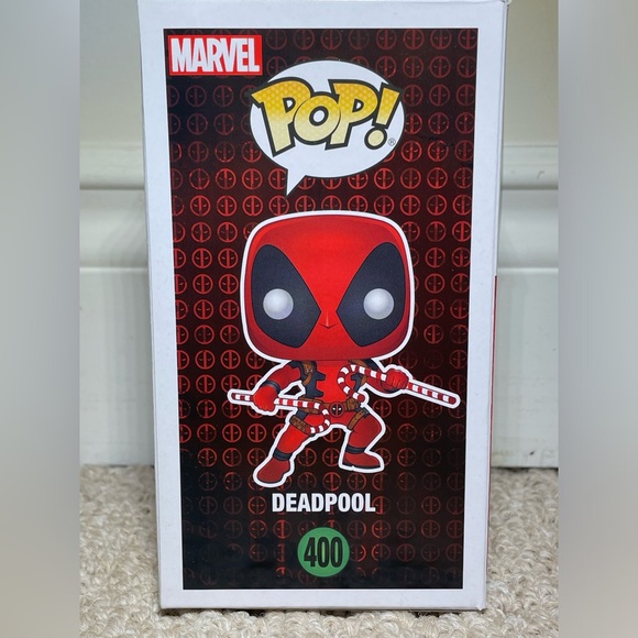 DeadPool Funko Pop #400 - Picture 2 of 6